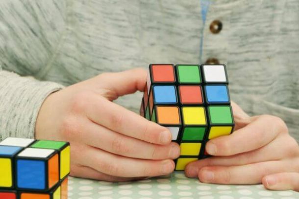Aplicativo-para-resolver-cubo-mágico
